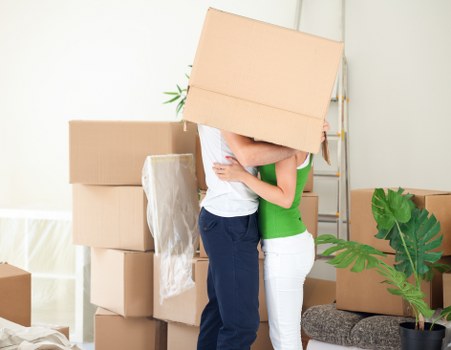 Frequently asked questions about moving truck hire in The Hyde